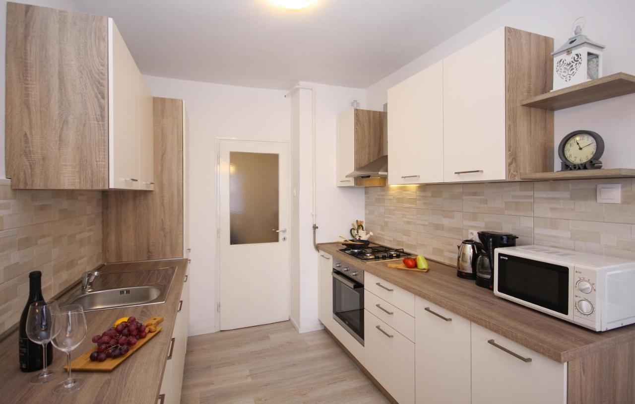 Apartman Nonno プーラ エクステリア 写真